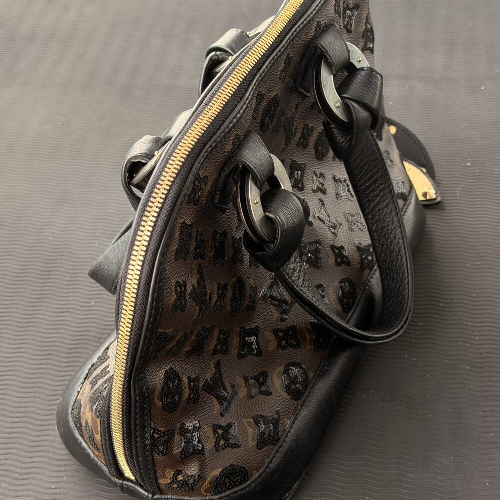 Louis Vuitton Monogram Eclipse Alma Hand Bag - Limited Edition - Picture 2 of 5
